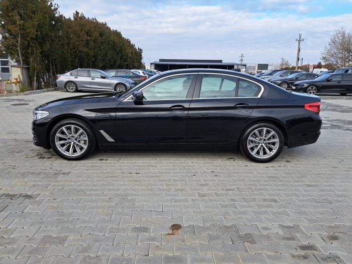 BMW Seria 5, 530E, 2020, 10800 km