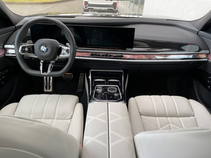 BMW Seria 7, 740D XDRIVE, 2023, 4100 km