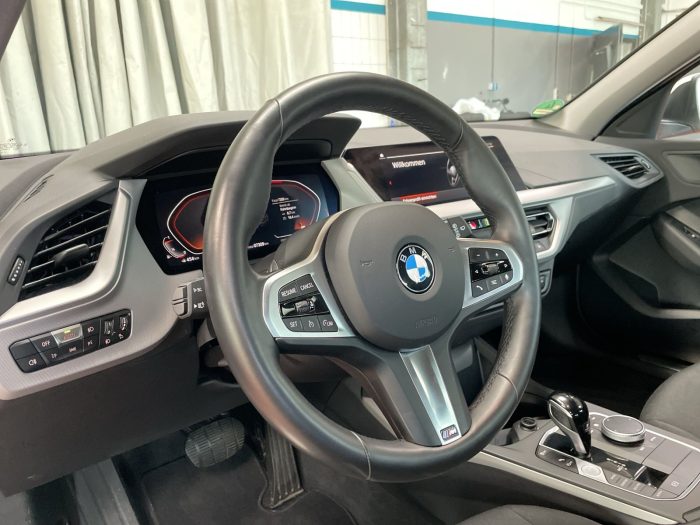 BMW Seria 1, 118I, 2023, 9087 km