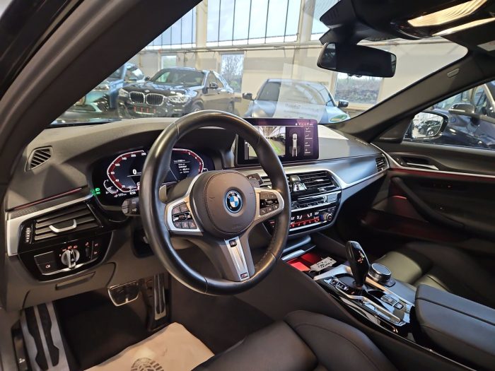 BMW Seria 5, 530E XDRIVE, 2023, 31072 km