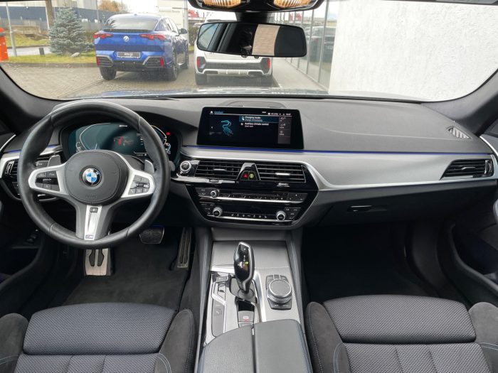 BMW Seria 5, 530E, 2020, 33000 km