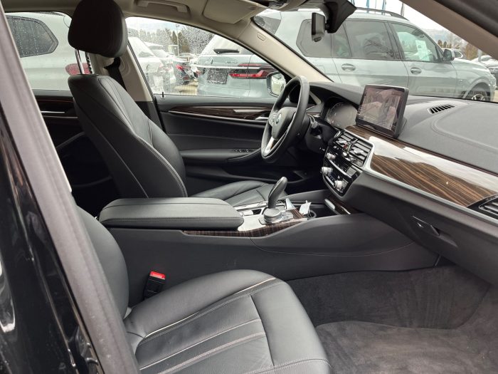 BMW Seria 5, 530I XDRIVE, 2021, 64206 km