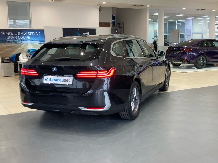 BMW Seria 5, 520D XDRIVE TOURING, 2024, 10300 km