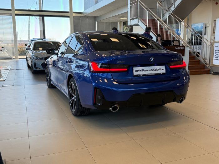 BMW Seria 3, 330E XDRIVE, 2023, 22400 km