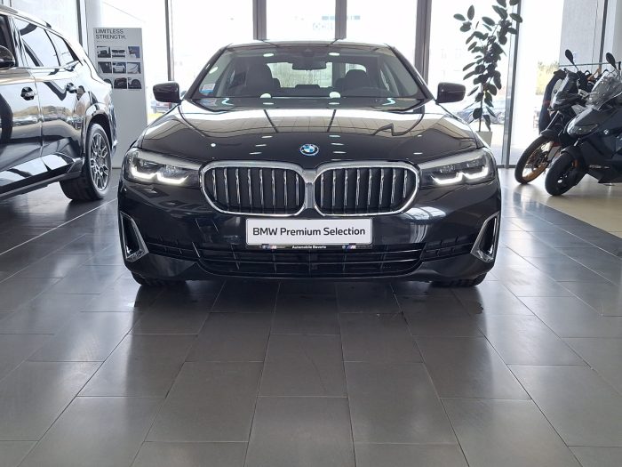 BMW Seria 5, 520E, 2021, 90900 km