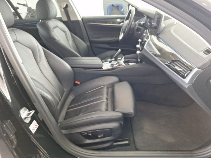 BMW Seria 5, 520E, 2021, 90900 km