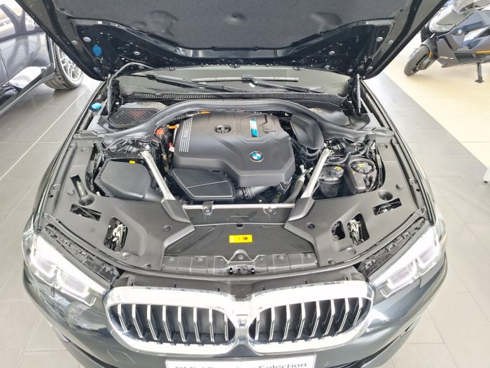 BMW Seria 5, 520E, 2021, 90900 km