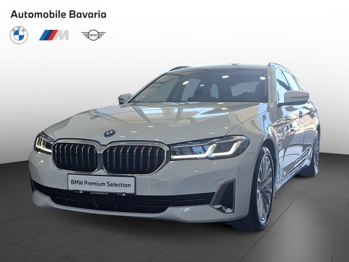 BMW Seria 5, 530E TOURING, 2023, 23700 km