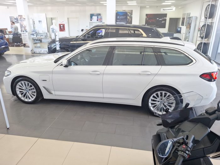 BMW Seria 5, 530E TOURING, 2023, 23700 km