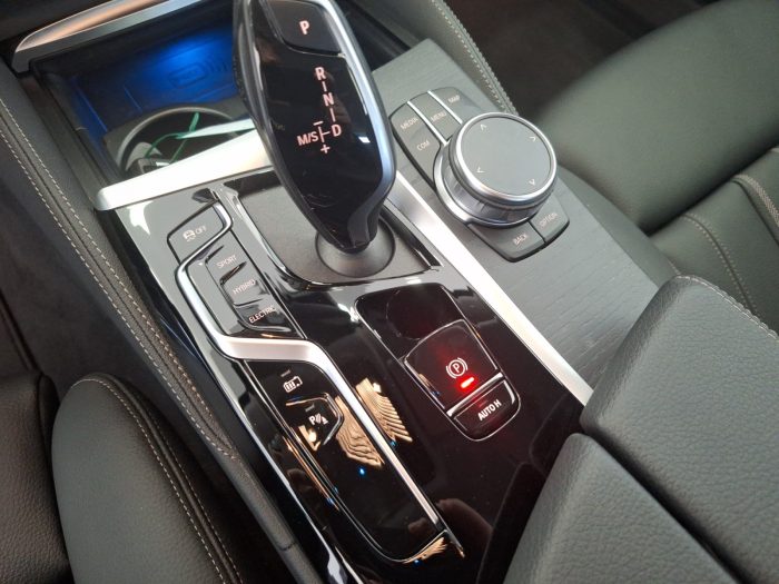 BMW Seria 5, 530E TOURING, 2023, 23700 km