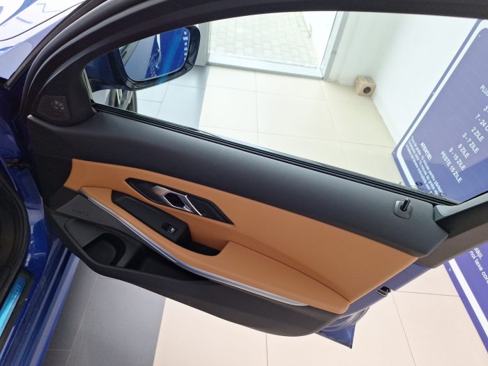BMW Seria 3, 320D XDRIVE, 2024, 18331 km