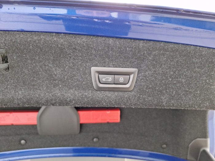 BMW Seria 3, 320D XDRIVE, 2024, 18331 km