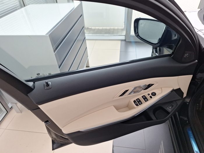 BMW Seria 3, 320D XDRIVE, 2024, 9003 km
