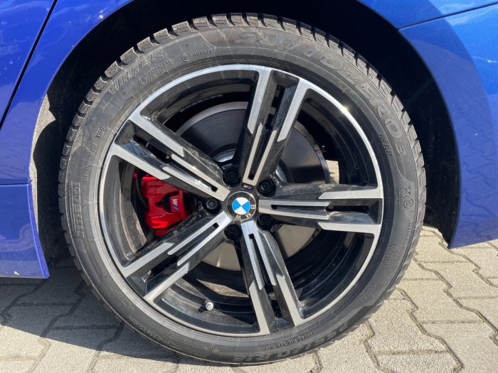 BMW Seria 3, 320I XDRIVE, 2024, 5440 km