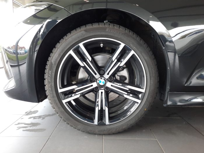 BMW Seria 3, 320I XDRIVE, 2024, 10335 km