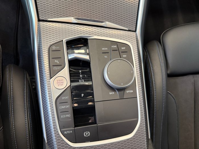 BMW Seria 3, 320I XDRIVE, 2024, 9300 km