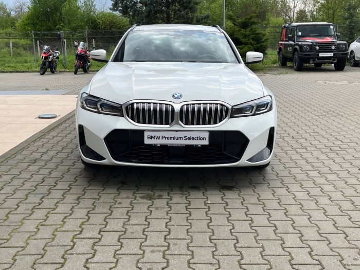 BMW Seria 3, 330E XDRIVE TOURING, 2024, 34803 km