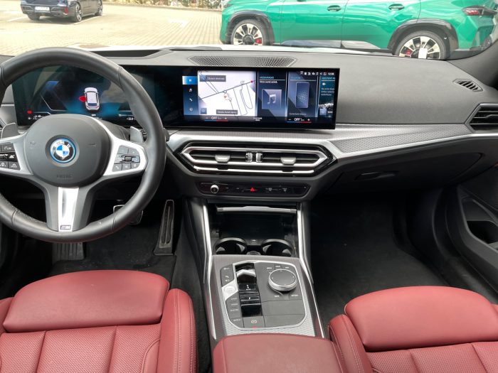 BMW Seria 3, 330E XDRIVE TOURING, 2024, 34803 km