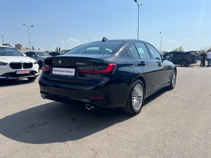 BMW Seria 3, 330E, 2021, 73300 km