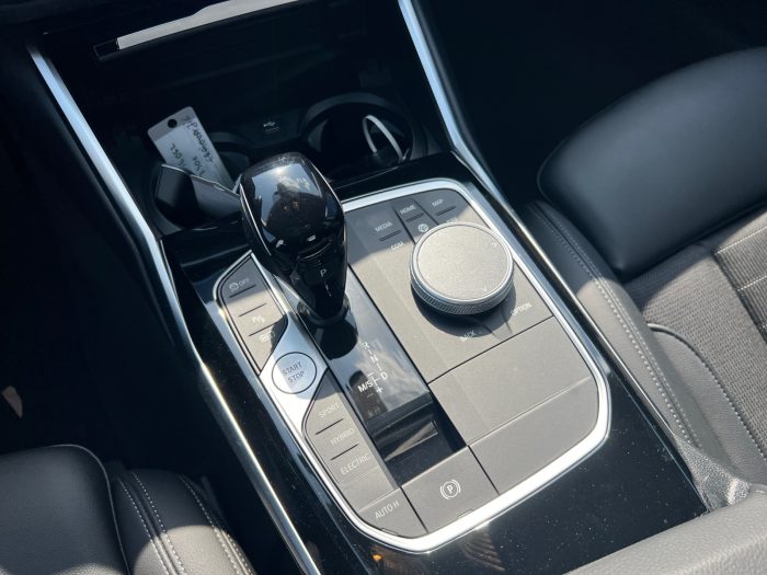 BMW Seria 3, 330E, 2021, 73300 km