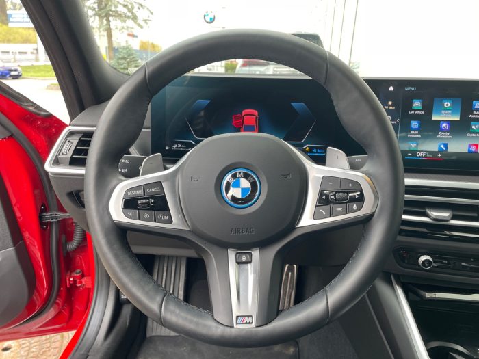 BMW Seria 3, 330E, 2024, 22500 km