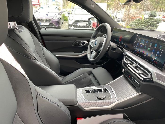 BMW Seria 3, 330E, 2024, 22500 km