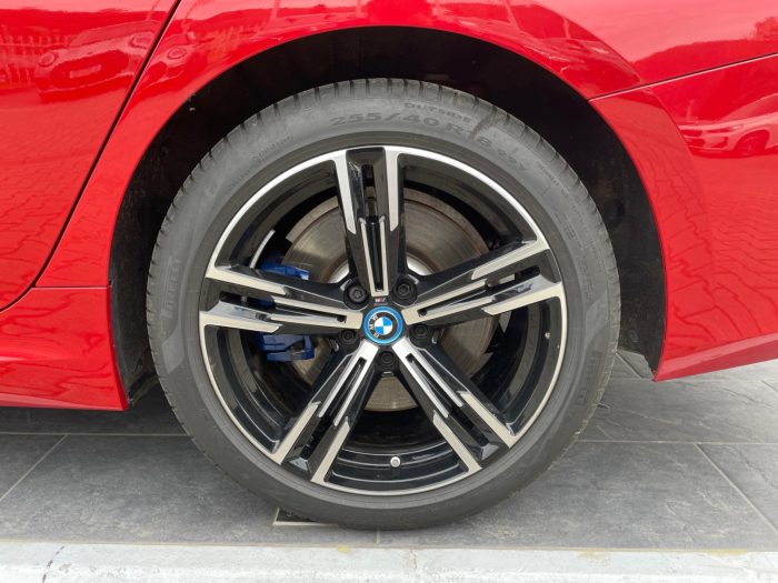 BMW Seria 3, 330E, 2024, 22500 km