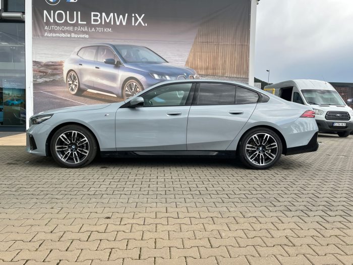 BMW Seria 5, 520D XDRIVE, 2023, 5500 km
