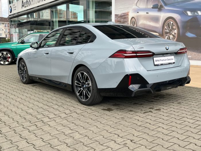 BMW Seria 5, 520D XDRIVE, 2023, 5500 km