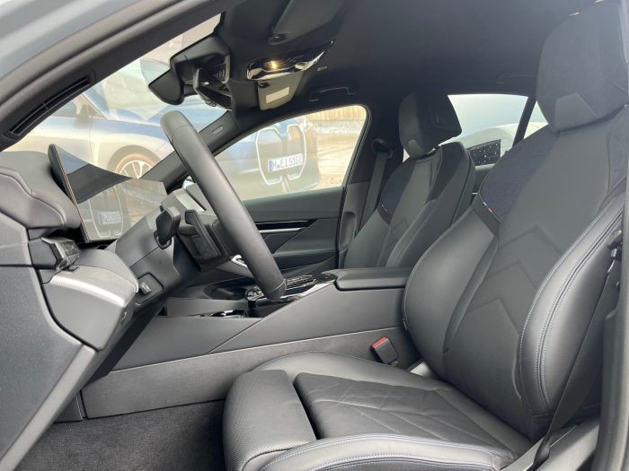 BMW Seria 5, 520D XDRIVE, 2023, 5500 km