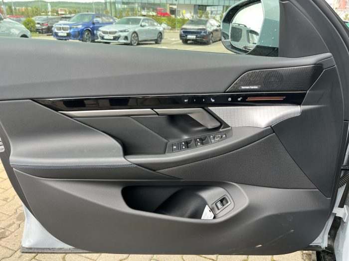 BMW Seria 5, 520D XDRIVE, 2023, 5500 km