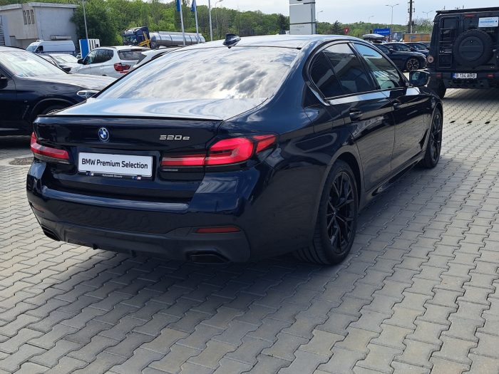 BMW Seria 5, 520E, 2022, 32805 km