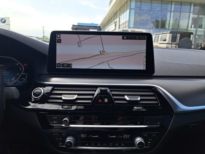 BMW Seria 5, 520E, 2022, 32805 km