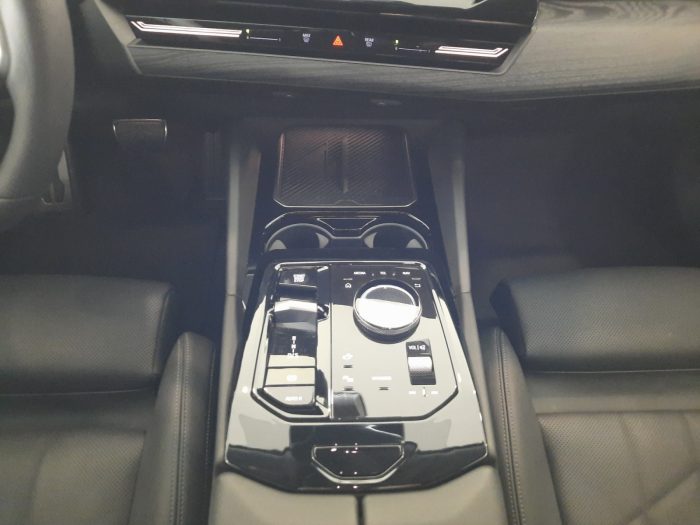 BMW Seria 5, 520I, 2024, 30200 km