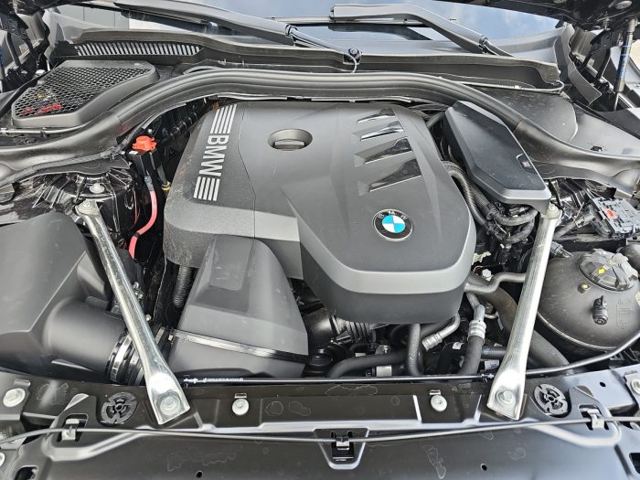 BMW Seria 5, 520I, 2024, 36689 km