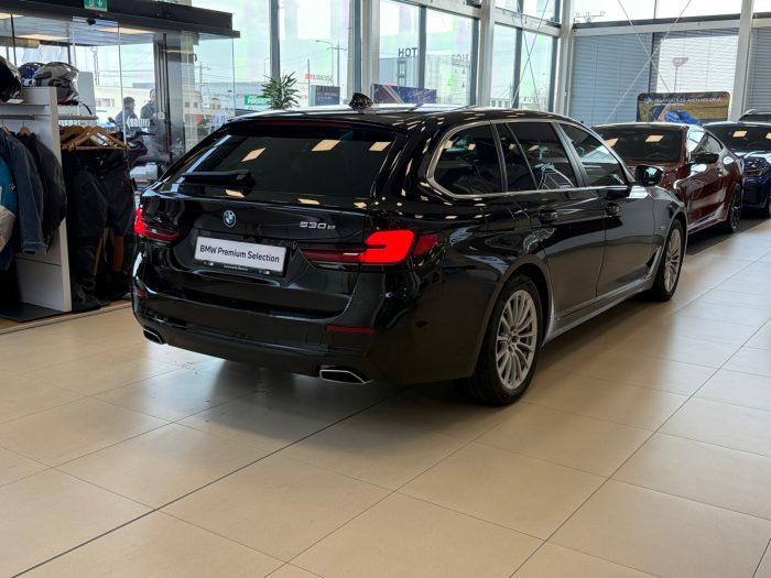 BMW Seria 5, 530E TOURING, 2021, 95650 km