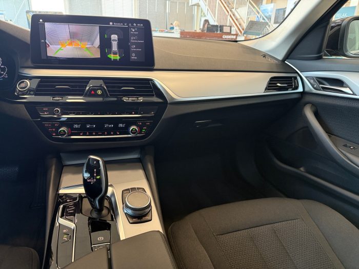 BMW Seria 5, 530E TOURING, 2021, 95650 km