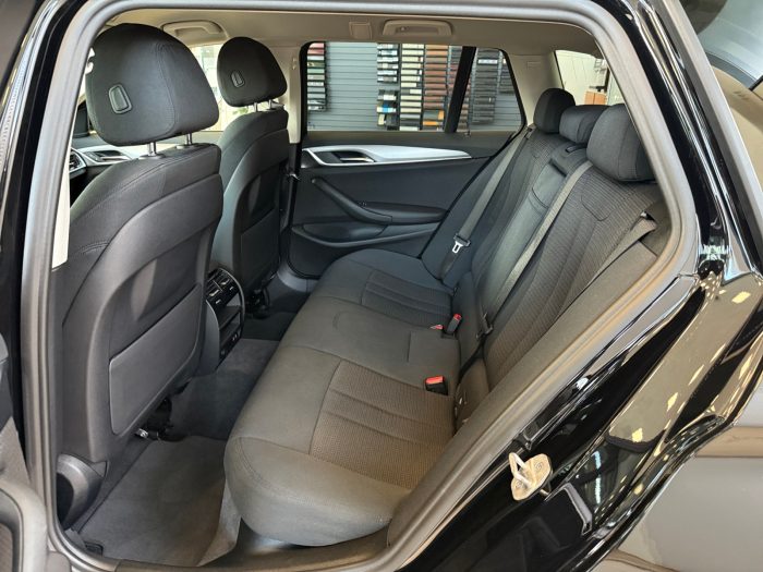 BMW Seria 5, 530E TOURING, 2021, 95650 km
