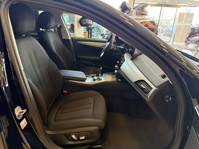 BMW Seria 5, 530E TOURING, 2021, 95650 km