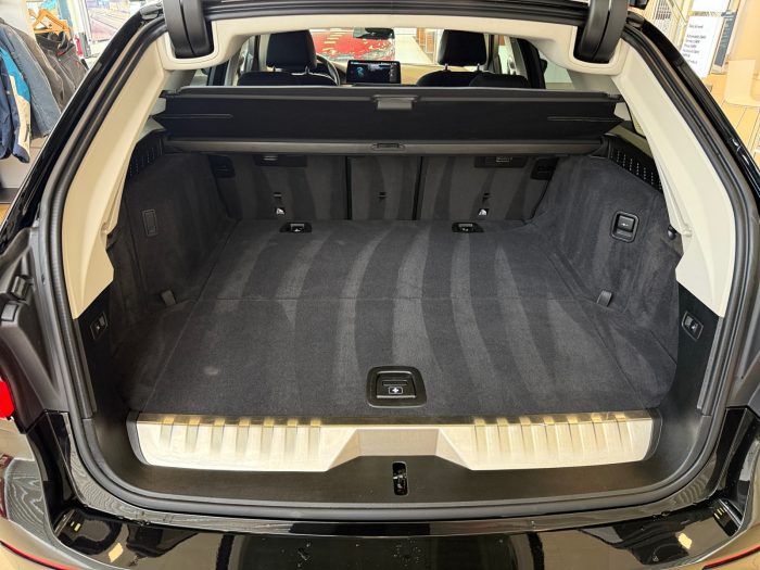 BMW Seria 5, 530E TOURING, 2021, 95650 km