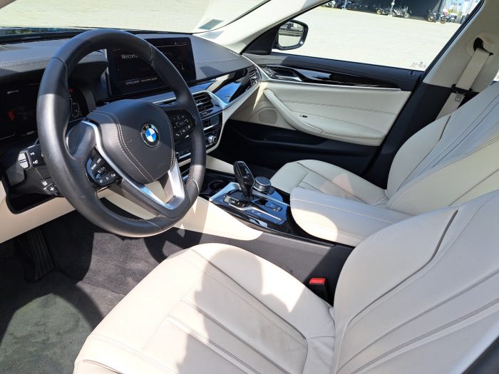 BMW Seria 5, 530E, 2020, 66500 km