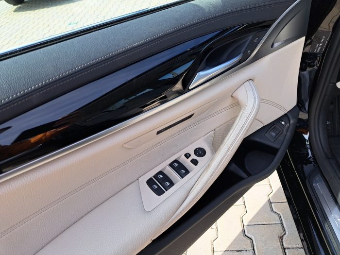 BMW Seria 5, 530E, 2020, 66500 km