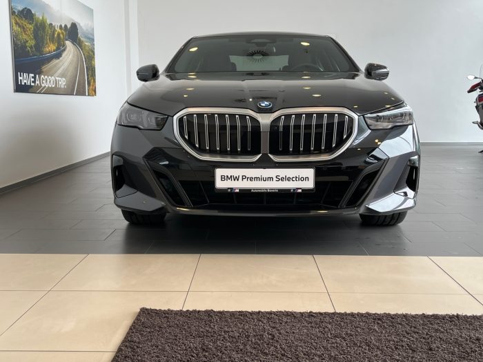 BMW Seria 5, 530E, 2024, 18100 km