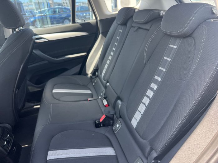 BMW X1, X1 XDRIVE25E, 2022, 70800 km
