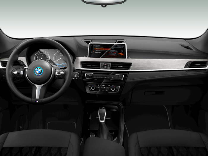 BMW X1, X1 XDRIVE25E, 2022, 88000 km