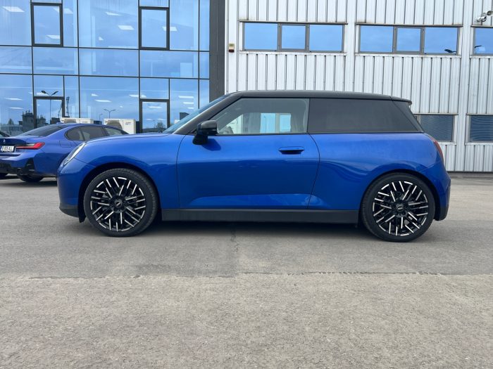 MINI Cooper E, COOPER SE, 2024, 6353 km