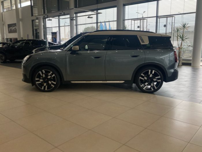 MINI Countryman, COUNTRYMAN E, 2024, 8933 km
