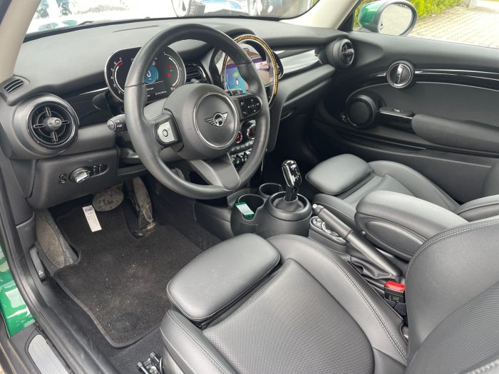 MINI Hatch 3 usi, COOPER, 2022, 16045 km