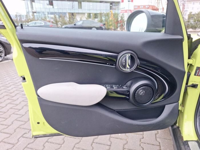 MINI Hatch 5 usi, COOPER, 2022, 29200 km