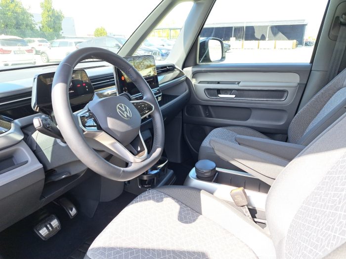 VOLKSWAGEN ID.Buzz PRO, , 2024, 8 km